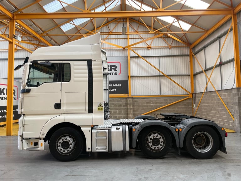 MAN TGX 26.460 *EURO 6* XLX 6X2 TRACTOR UNIT - 2017 - DK66 KSF