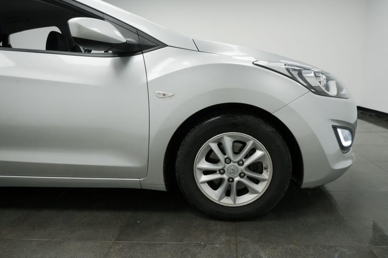 2015 Hyundai i30 1.4 Active Euro 5 5dr HATCHBACK Petrol Manual