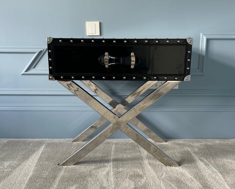 Side Tables - Black & Stainless Steel Cross Legged 