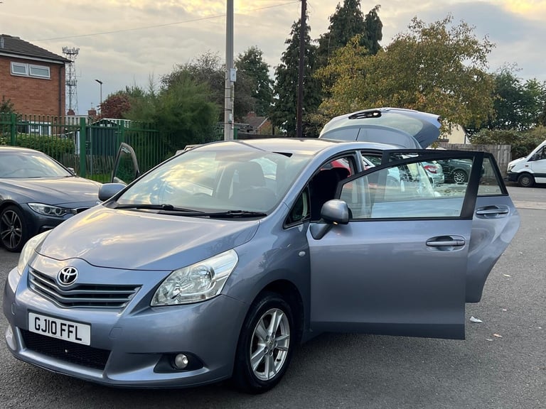 2010 Toyota Verso 1.6 V-matic TR 5dr MPV Petrol Manual