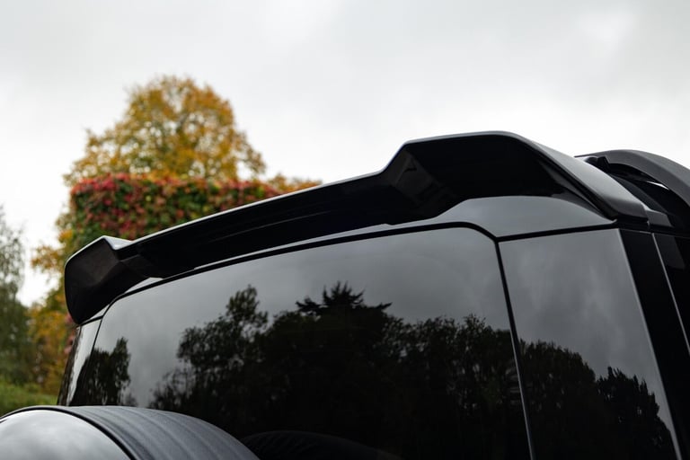2024 Land Rover Defender 110 3.0 D300 MHEV X-Dynamic SE SUV 5dr Diesel Auto 4WD Euro 6 (s/s) (300...