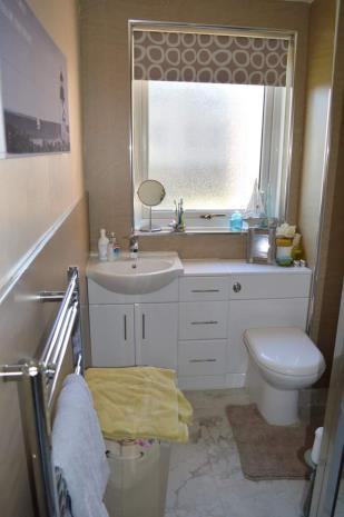 Fully Furnished 1 bedroom modern flat at Corstorphine EH12 8XR. From Mid Dec 2025