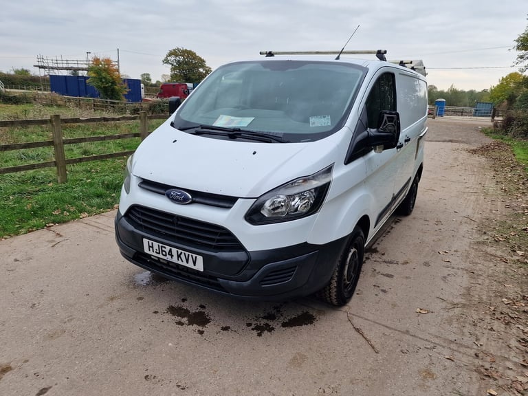 2014 Ford Transit Custom  Drives Perfect  12mth MOT  SWB  Roof Rack  Clean