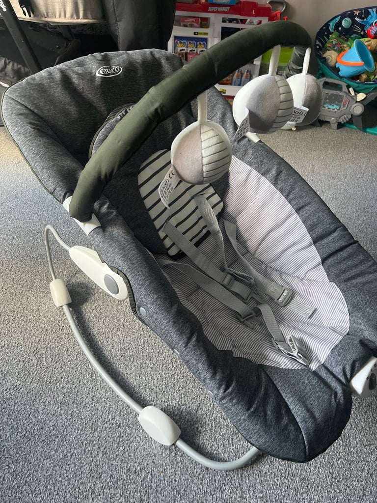 Graco baby bouncer 