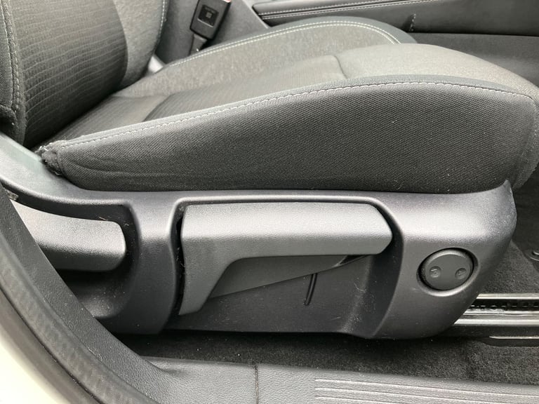 2021 Nissan Qashqai 1.3 DiG-T MH 158 N-Connecta 5dr Xtronic SUV PETROL Automatic