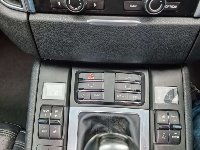 2015 Porsche Macan 3.0 Macan S D Semi-Auto 4WD 5dr SUV Diesel Automatic