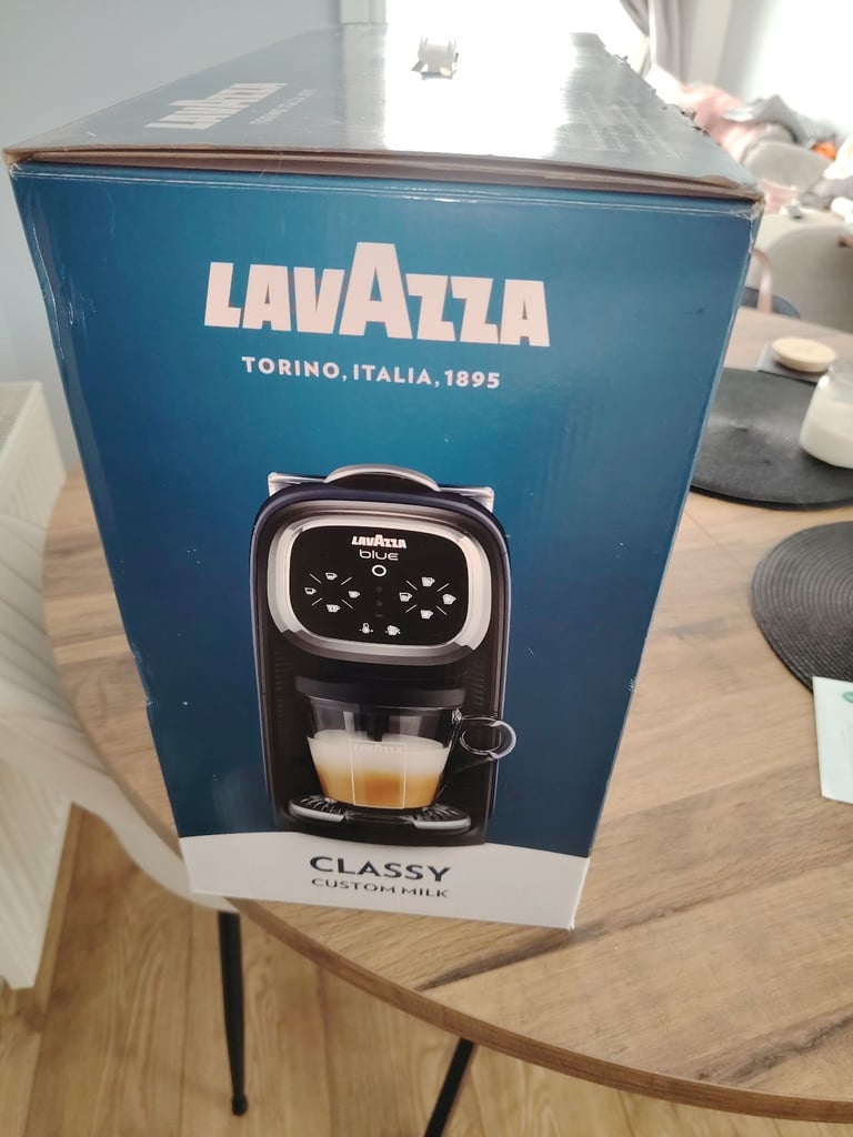 image for LAVAZZA blue CLASSY coffee machine 