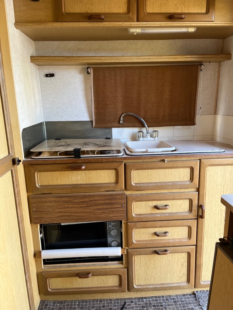 2 berth lightweight caravan 