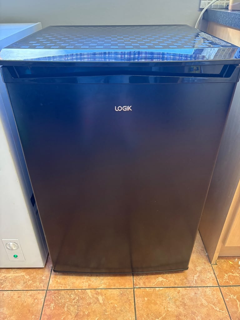 image for Under counter fridge 