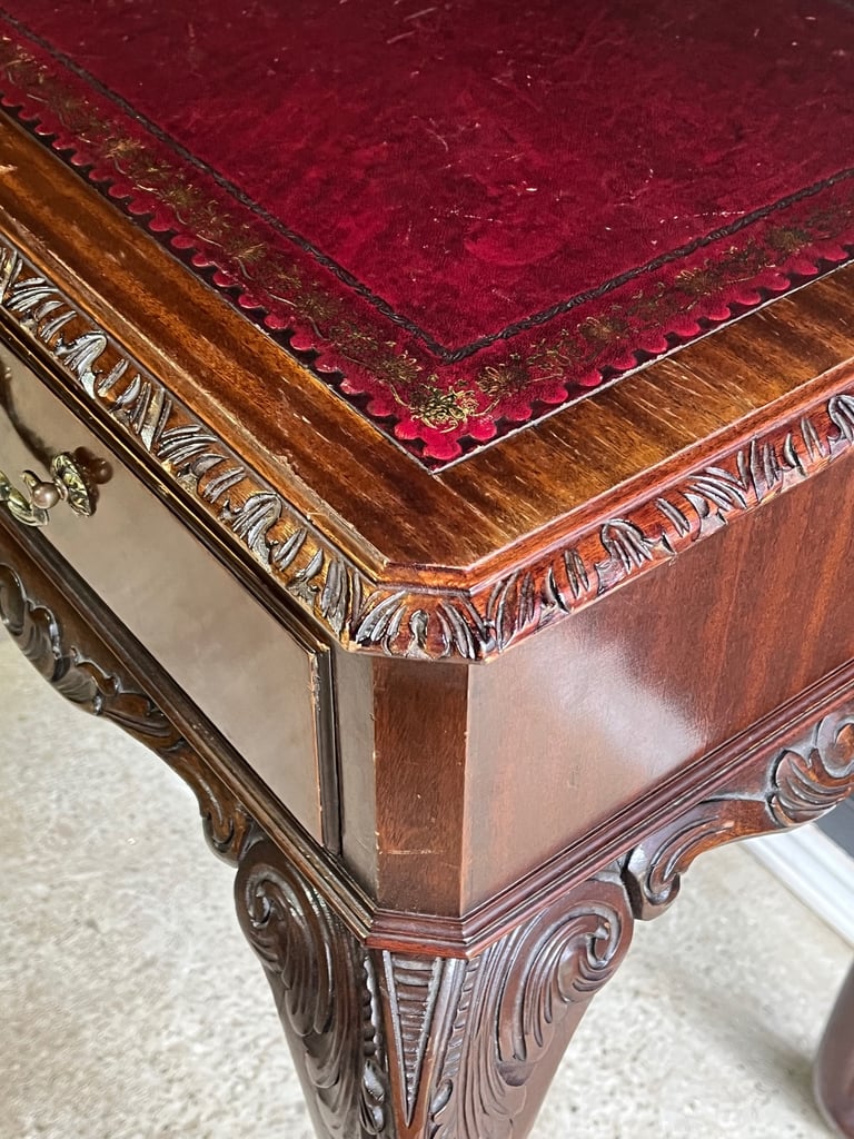 Antique STYLE  Mahogany Wood &  Leather Top  Console table / Writing Desk