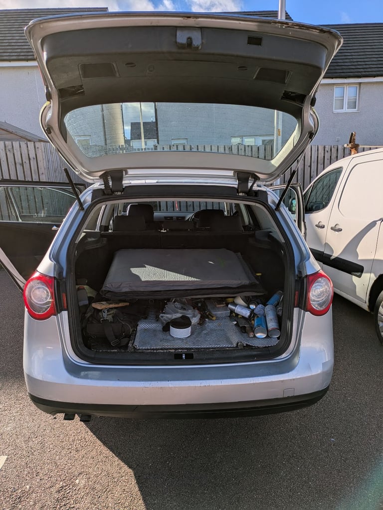 Volkswagen, PASSAT, Estate, 2005, Manual, 1896 (cc), 5 doors