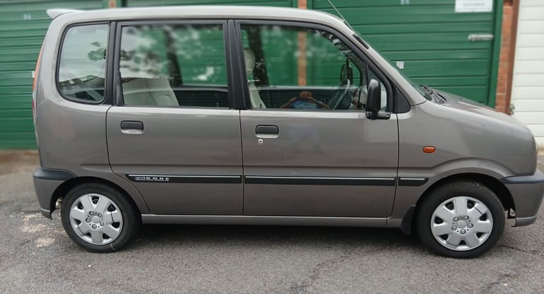 2010 perodua  kenari mpv  995
