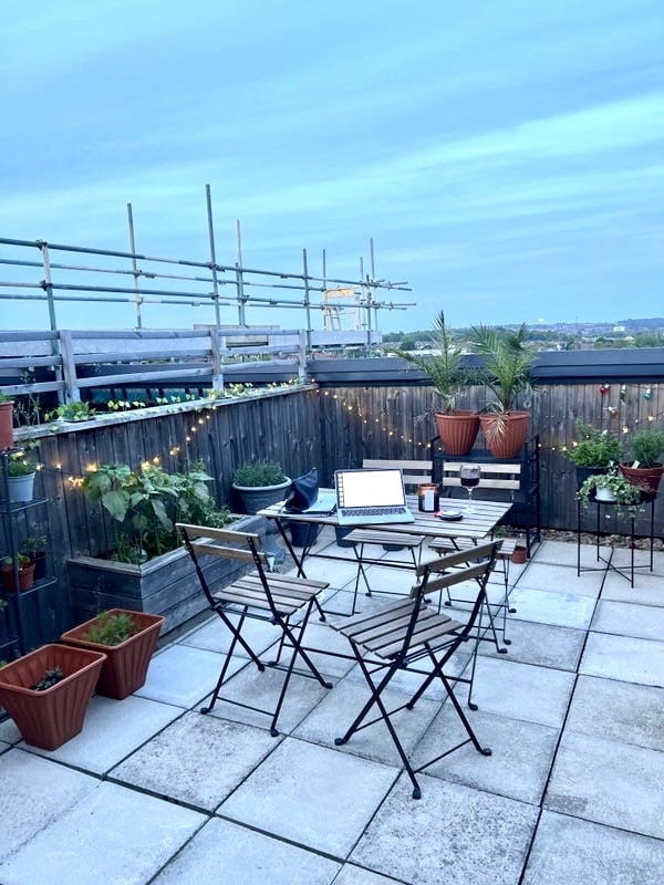 Double EnSuite Room in Penthouse w Private Rooftop Terrace