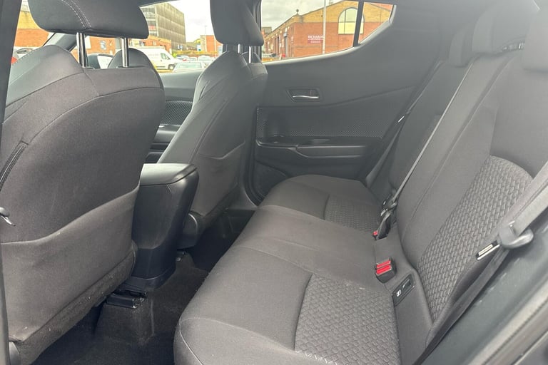 2022 Toyota C-HR 1.8 Hybrid Design 5dr CVT SUV Hybrid Automatic