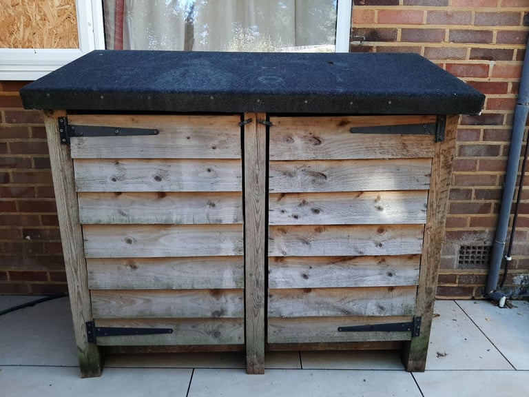 image for Logstore of treated solid wood construction
