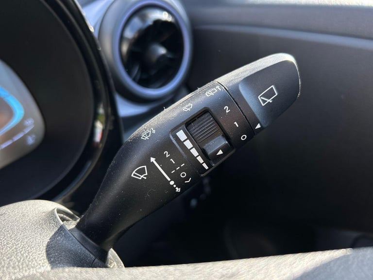 2024 Hyundai i10 1.0 Premium Hatchback 5dr Petrol Auto Euro 6 (s/s) (63 ps) Hatchback PETROL Auto...