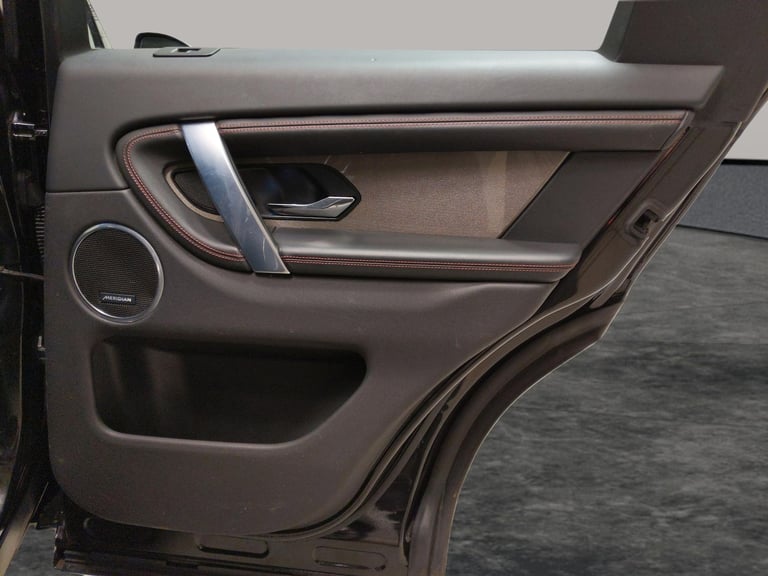 2020 Land Rover Discovery Sport 1.5 P300e 12.2kWh R-Dynamic HSE SUV 5dr Petrol Plug-in Hybrid Aut...