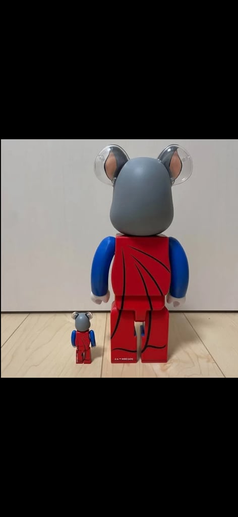 Tom and jerry superman bearbrick