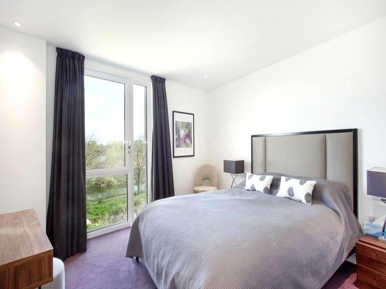 🏡 Cozy room available in Canada Water 🏡