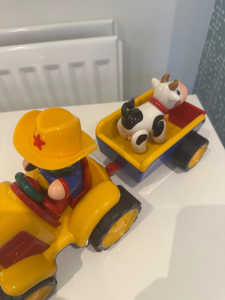 Vintage (2007) TOLO FIRST FRIENDS Tractor and Trailer - Age 1-5