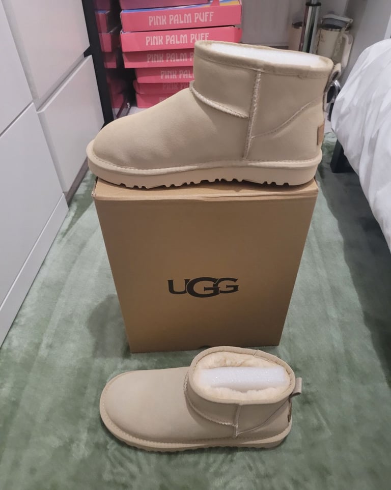 Uggs from hacoo 