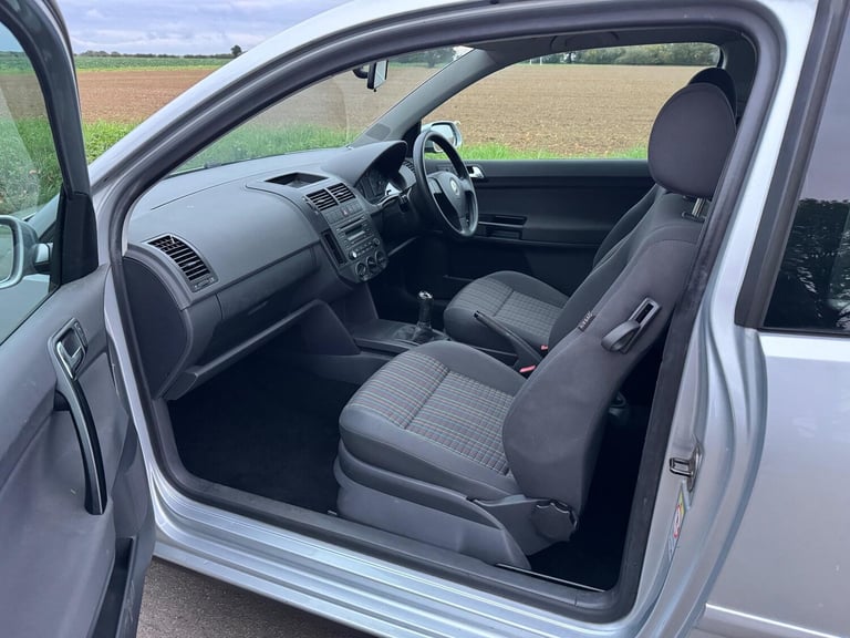 2007 Volkswagen Polo 1.4 S 3dr HATCHBACK Petrol Manual