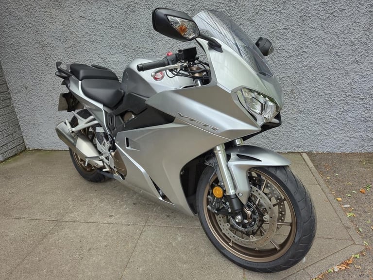 2017 Honda VFR800F VFR 800 Very low mileage FSH