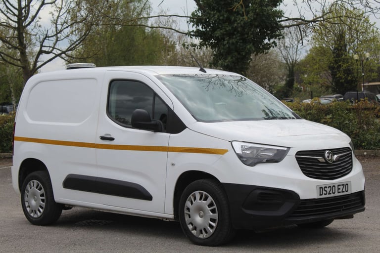 2020 Vauxhall Combo 1.5 Combo 2300 Sportive S/S Panel Van Diesel Manual