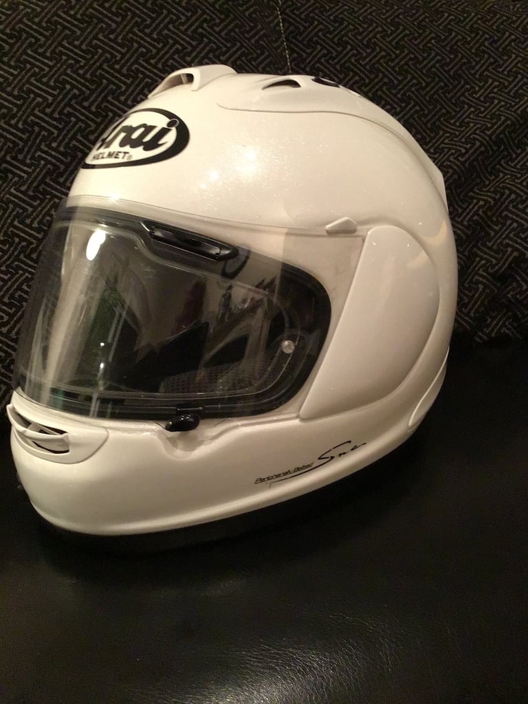 ARAI RX-7 GP Motorcycle Helmet in vgc