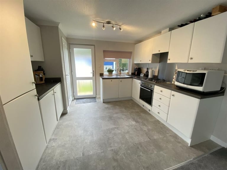 Omar Westbury in Norfolk  - Lodge / Caravan 