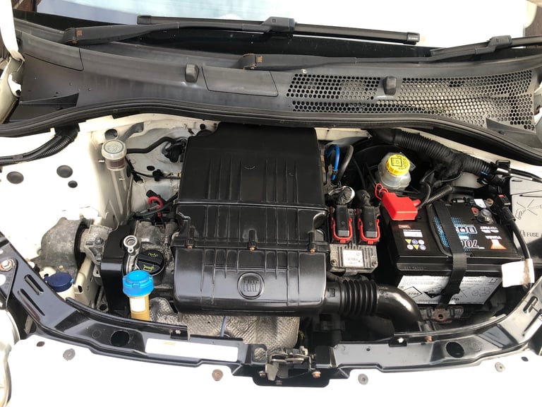 Fiat, 500, Hatchback, 2012, Manual, 1242 (cc),3 doors - Image 11