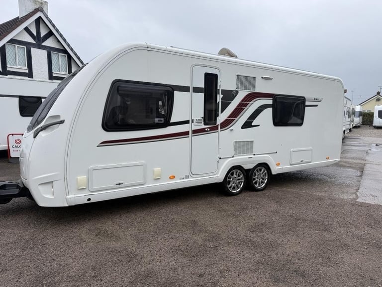 2015 SWIFT ELEGANCE 630 4 Berth fixed bed, motor mover