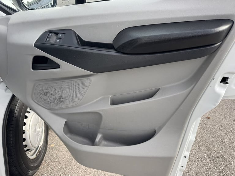 2023 Maxus Deliver 9 2.0 D20 Panel Van 5dr Diesel Manual FWD L3 H2 Euro 6 (s/s) (163 ps) PANEL VA...