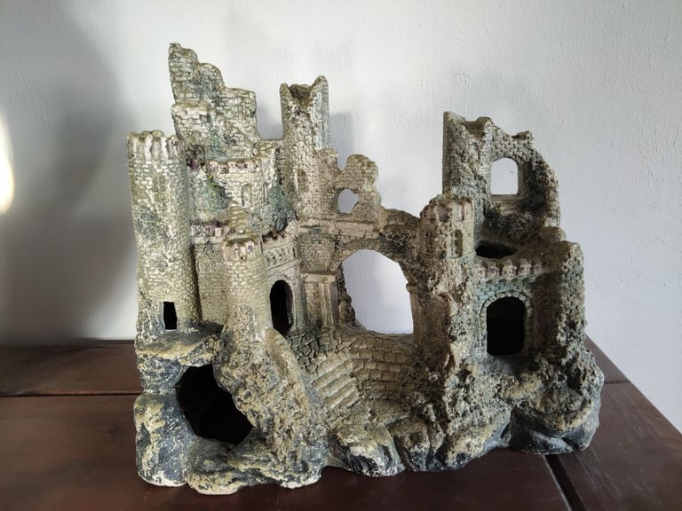 image for Castle ruin fish tank Ornament