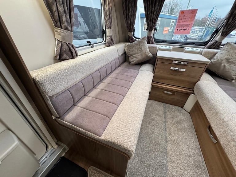 SWIFT CHALLENGER HI-STYLE 560 2021 MODEL ISLAND BED TOURING CARAVAN