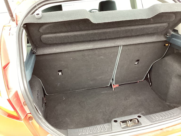 Ford, FIESTA, Hatchback, 2012, Manual, 1242 (cc), 3 doors