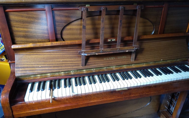 Free piano