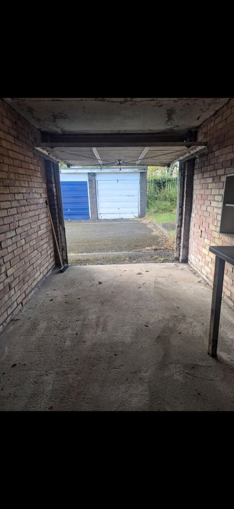 Garage to Rent 
