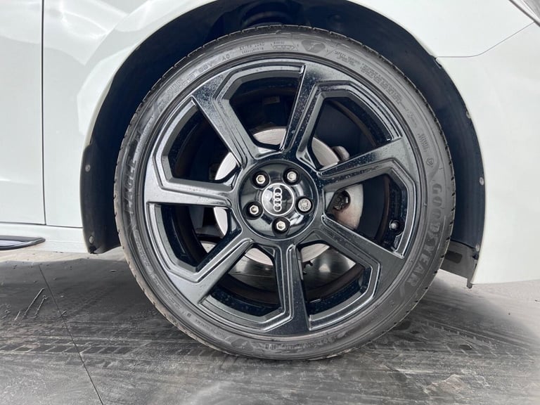 2021 Audi A1 1.0L SPORTBACK TFSI S LINE BLACK EDITION 5d 109 BHP Hatchback Petrol Manual