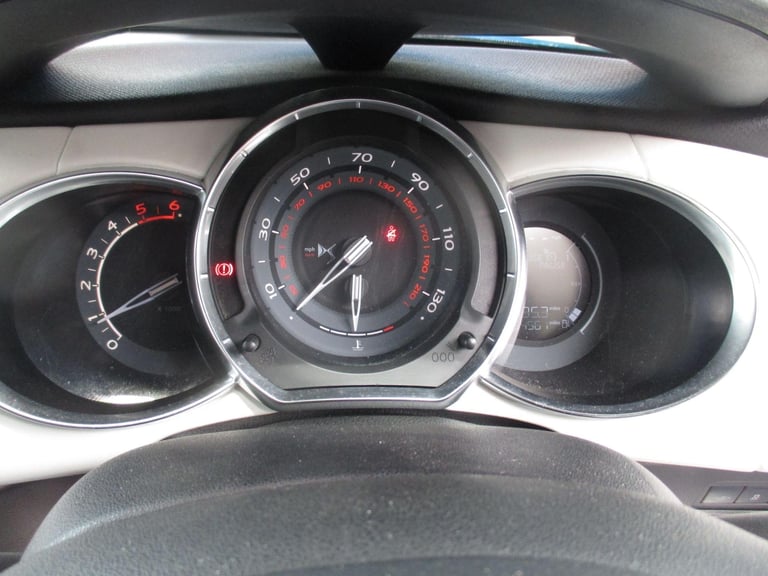 2015 DS Automobiles DS 3 1.6 BlueHDi Ultra Prestige Euro 6 (s/s) 3dr HATCHBACK Diesel Manual