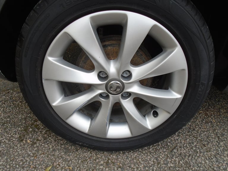 2016 Vauxhall Corsa 1.4i ecoFLEX Design Hatchback 5dr Petrol Manual Euro 6 (90