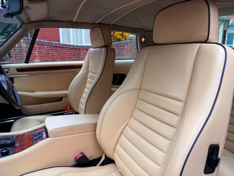  Jaguar XKR-S 5.3 2dr Petrol Automatic