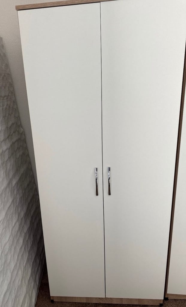 Wardrobe bundle