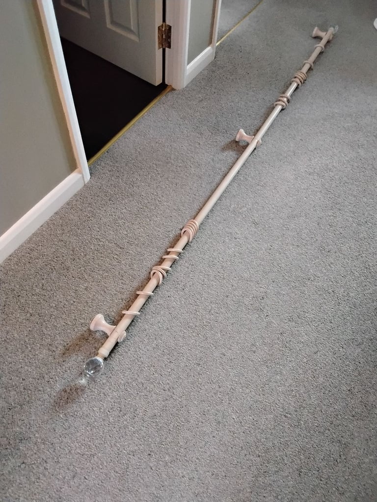 image for Curtain rail 