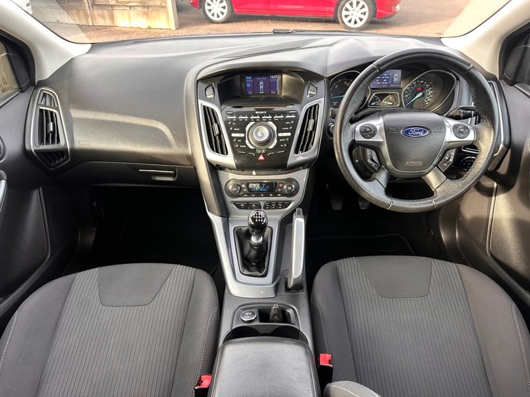 2012 Ford Focus 1.6 TDCi 115 Titanium 5dr HATCHBACK Diesel Manual