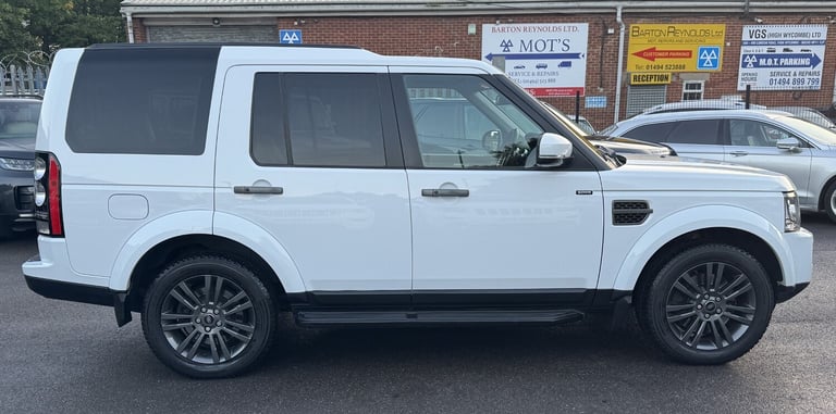 2016 Land Rover Discovery 3.0 SD V6 Graphite SUV 5dr Diesel Auto 4WD Euro 6 (s/s) (256 bhp) ESTAT...