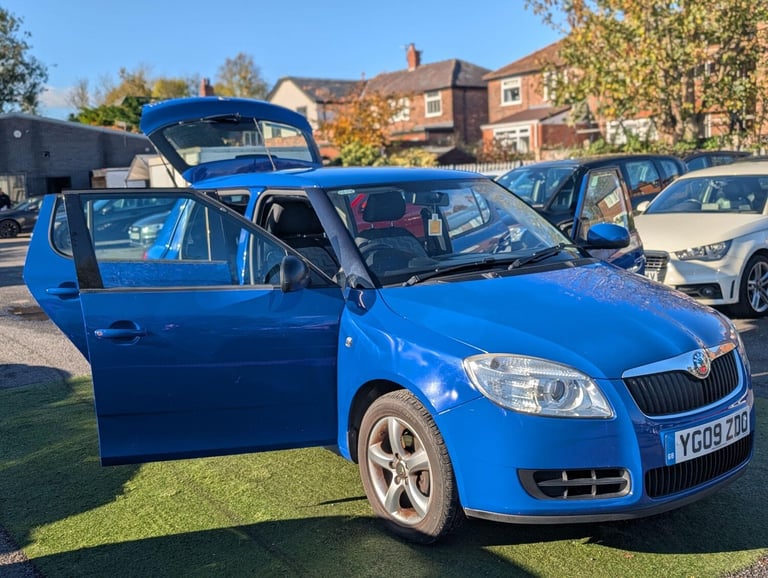 2009 Skoda Fabia 1.2 HTP 12V 2 5dr HATCHBACK Petrol Manual