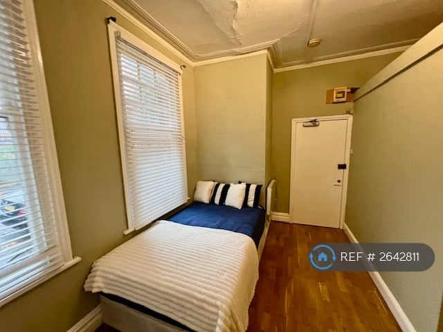 image for Studio flat in Ravenscroft Road, London, W4 (#2642811)