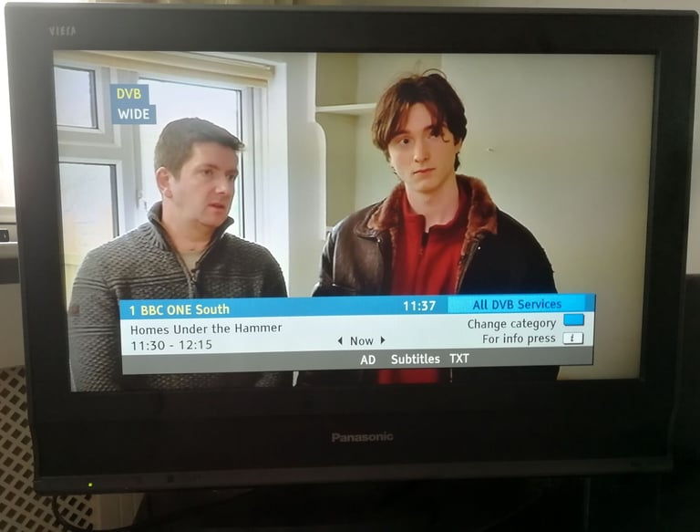26 Inch Panasonic LCD TV With Remote TX-26LMD70A