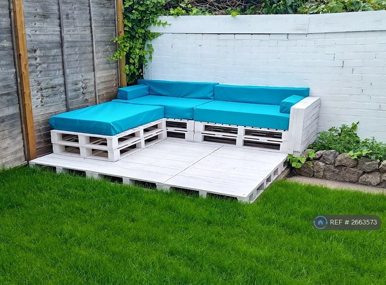 1 bedroom in Seaview Terrace, Queenborough, ME11 (#2663573)